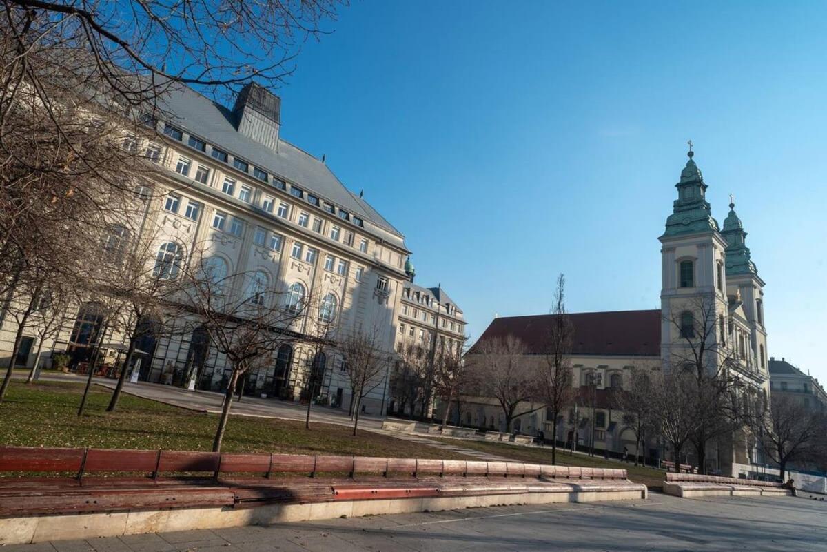 Convenient Apartment In The Heart Of Downtown Budapest Ngoại thất bức ảnh