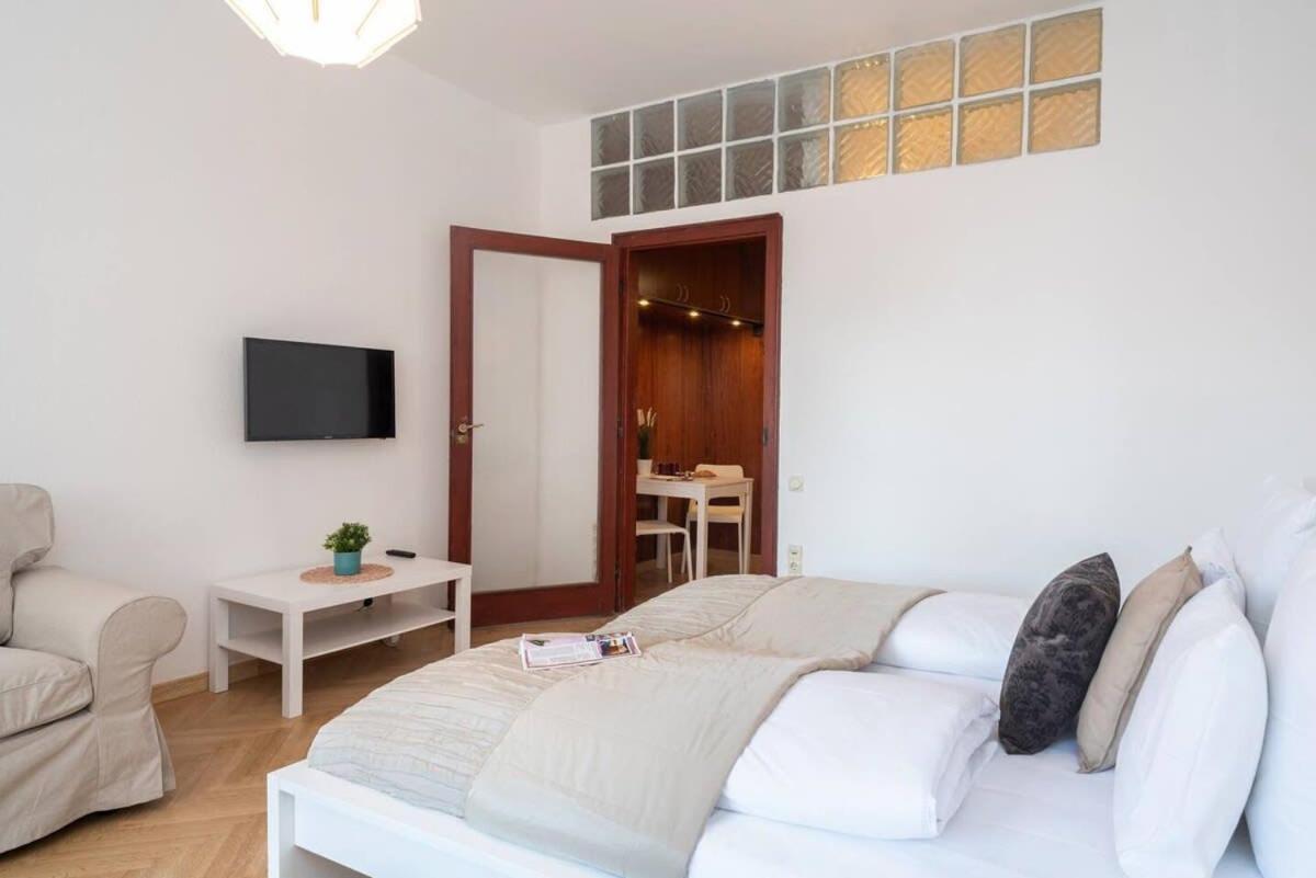 Convenient Apartment In The Heart Of Downtown Budapest Ngoại thất bức ảnh